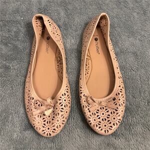 Chatties Beige Cut-Out Bow Ballet Flats Comfort Slip-On Size 10